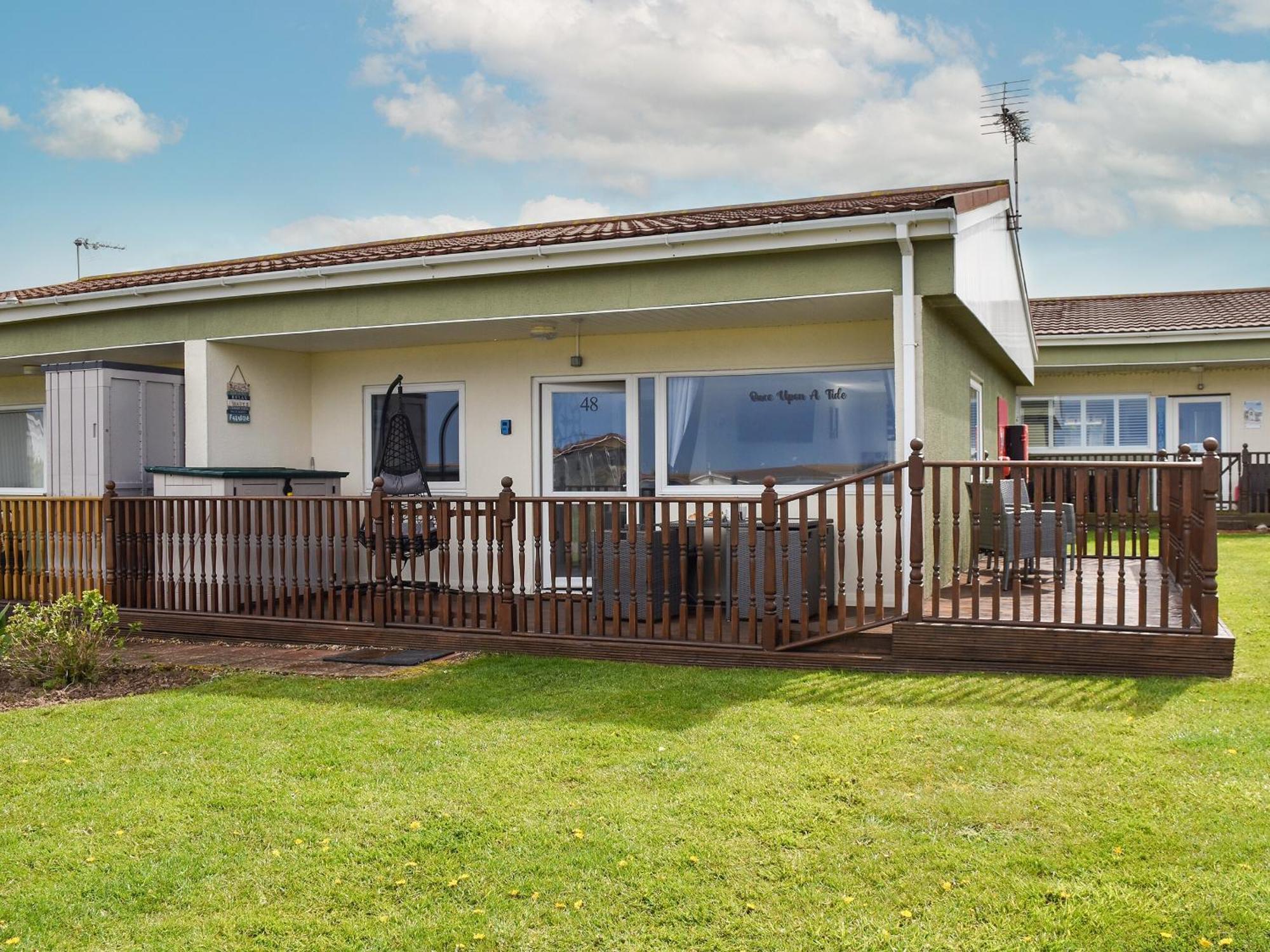 Once Upon A Tide Villa Bacton  Екстериор снимка