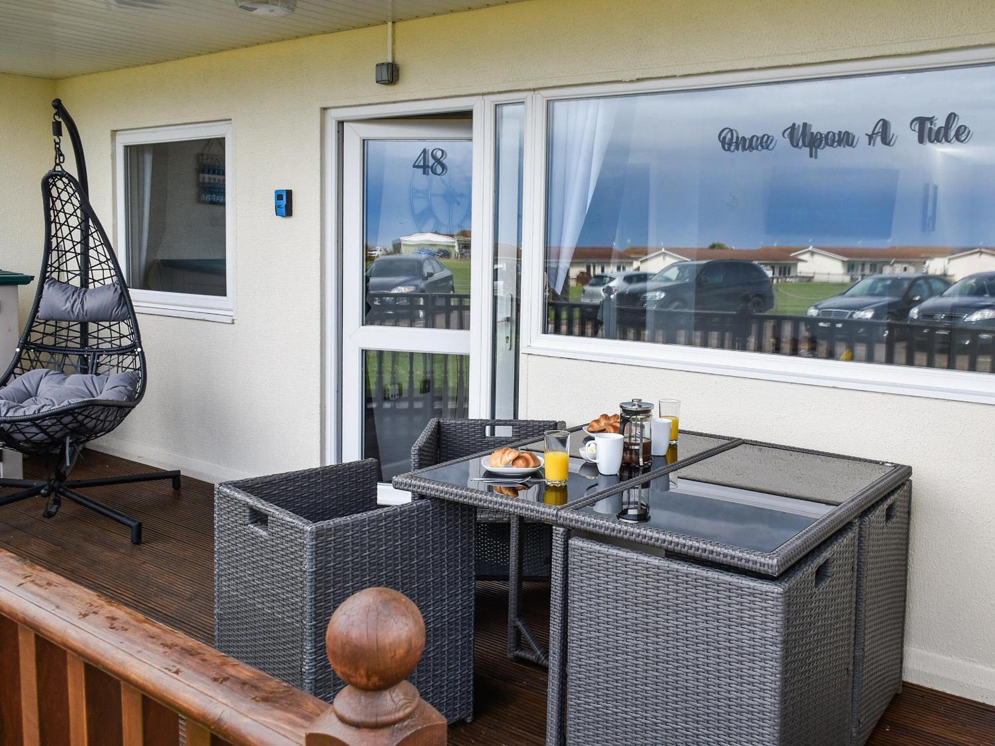 Once Upon A Tide Villa Bacton  Екстериор снимка
