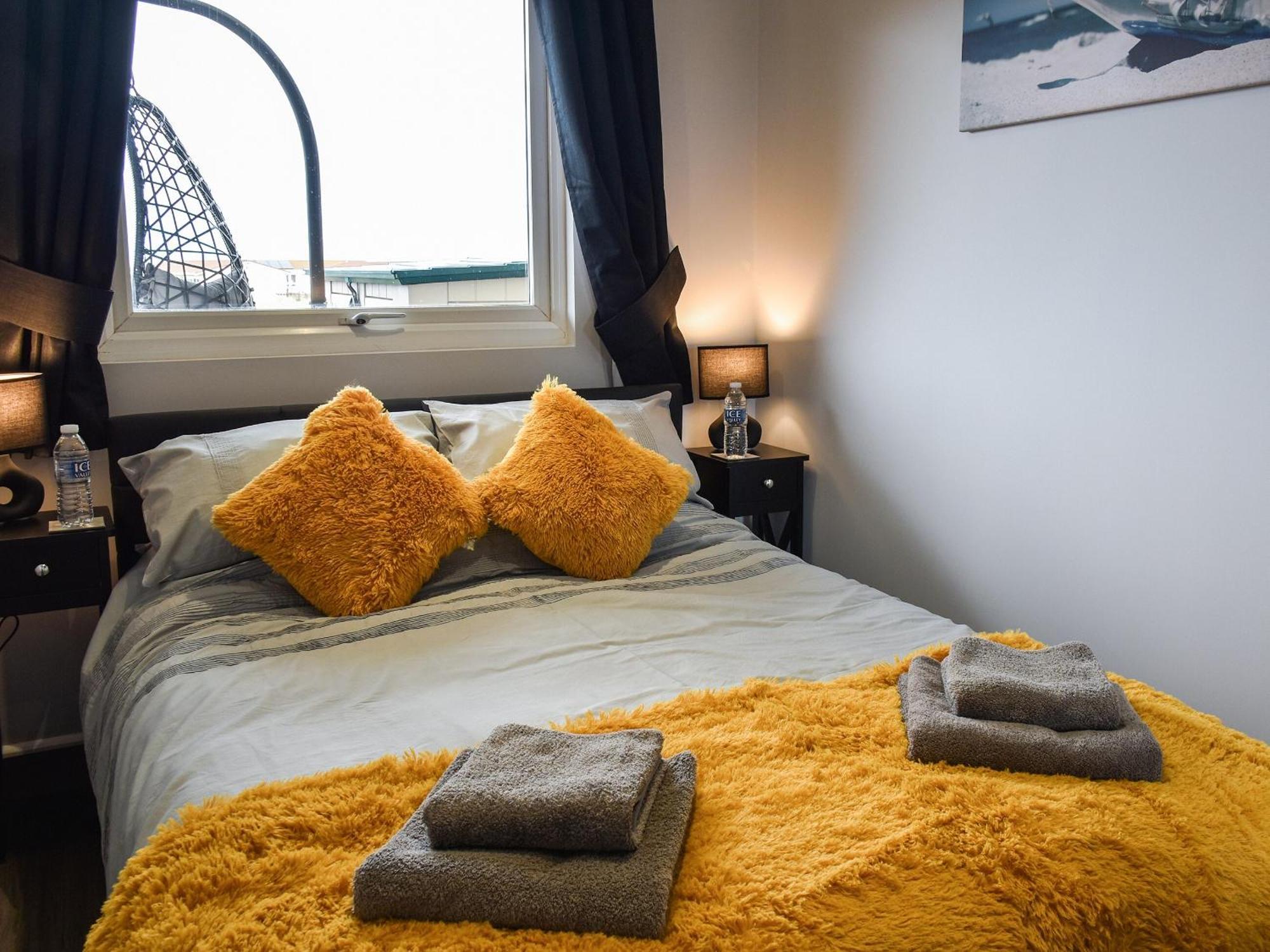Once Upon A Tide Villa Bacton  Екстериор снимка